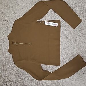 Cropped sweater